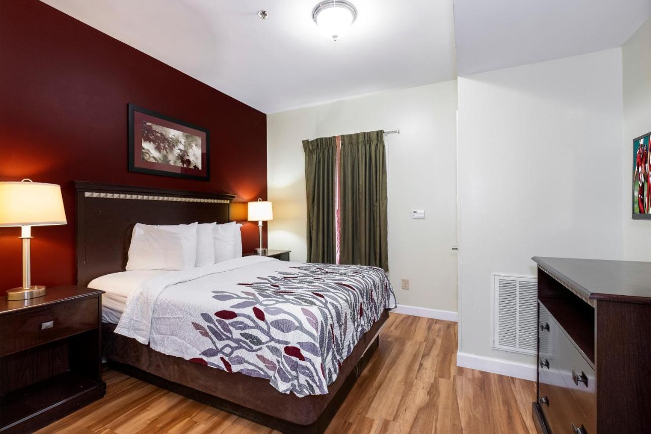 Red Roof Inn & Suites Wilson Zewnętrze zdjęcie